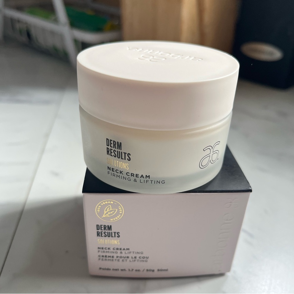 Arbonne DermResults Solutions Neck Cream